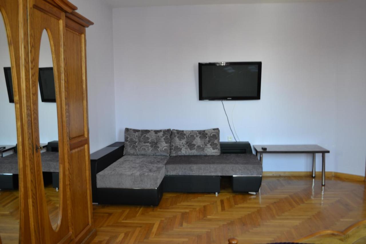 Art Hotel Cernăuți Exterior foto