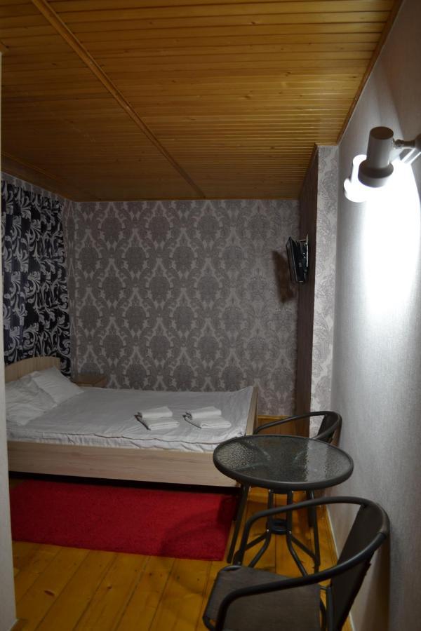 Art Hotel Cernăuți Exterior foto